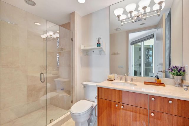 2700 N Ocean Drive 804a, Riviera Beach, FL 33404