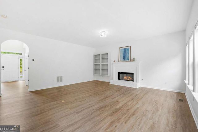 4017 Wyndam Hill Drive, Suwanee, GA 30024