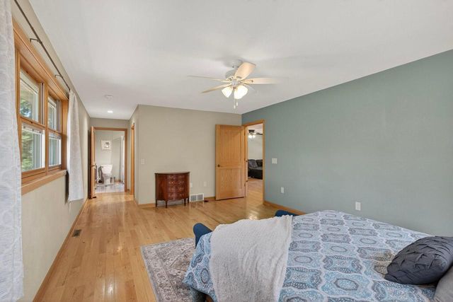 5611 WAZEECHA AVENUE, Wisconsin Rapids, WI 54494