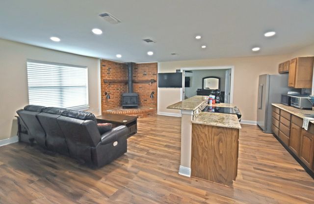 289 County Road 4192, Quitman, TX 75783