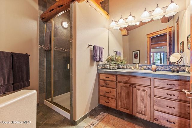 360 E Ganos Ln, Harrison, ID 83833