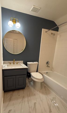 8715 Rippling Water Drive, Sugar Land, TX 77479