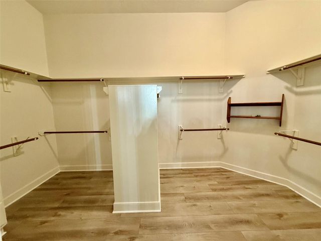 8715 Rippling Water Drive, Sugar Land, TX 77479