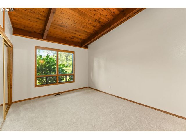 2233 RIVERSIDE Dr, Myrtle Creek, OR 97457