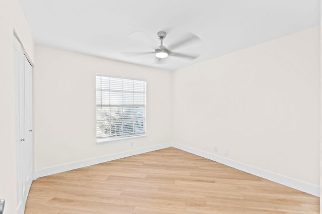 1658 Royal Forest Court Court, West Palm Beach, FL 33406