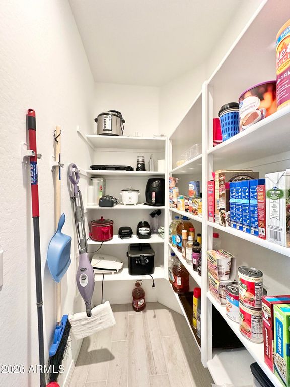 Image 11 of property listing at 16783 W CANTERBURY Drive, Surprise, AZ 85388