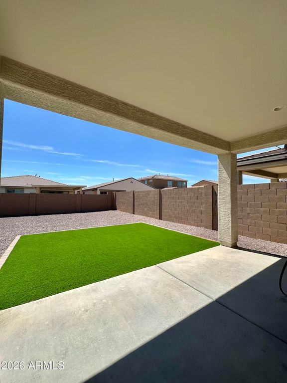 Image 67 of property listing at 16783 W CANTERBURY Drive, Surprise, AZ 85388