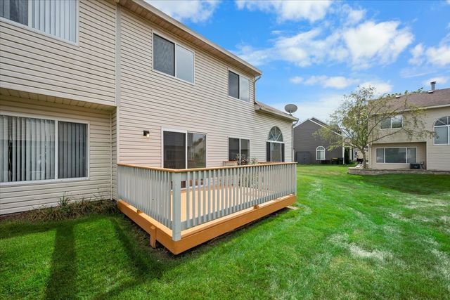 4233 Springlake Drive, Lake In The Hills, IL 60156