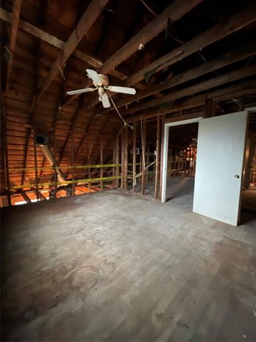 8818 Mobud Drive, Houston, TX 77036