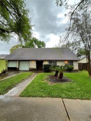 8818 Mobud Drive, Houston, TX 77036
