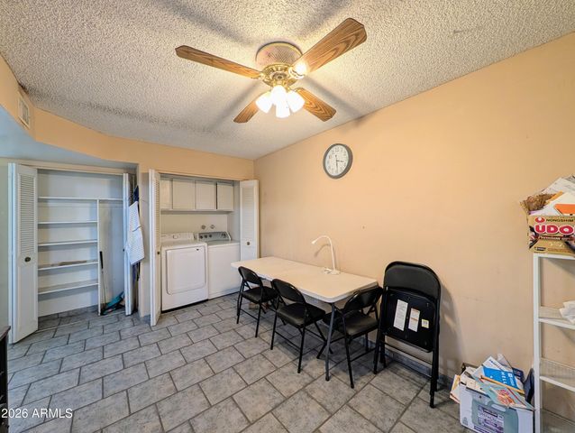 6645 N 44TH Avenue, Glendale, AZ 85301