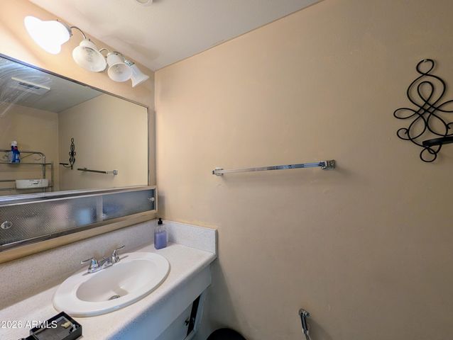 6645 N 44TH Avenue, Glendale, AZ 85301