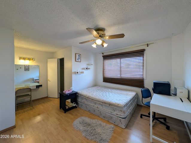 6645 N 44TH Avenue, Glendale, AZ 85301