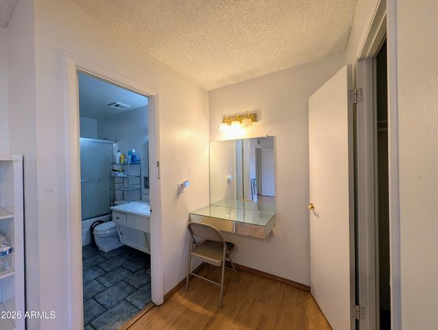 6645 N 44TH Avenue, Glendale, AZ 85301