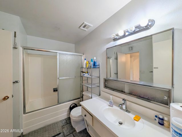 6645 N 44TH Avenue, Glendale, AZ 85301