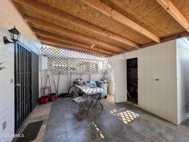 6645 N 44TH Avenue, Glendale, AZ 85301