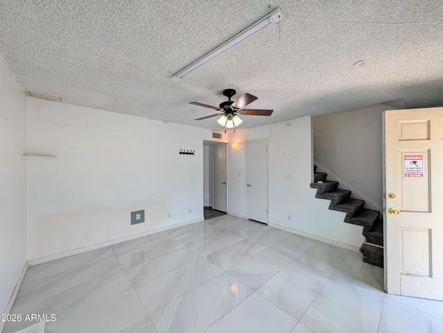 6645 N 44TH Avenue, Glendale, AZ 85301