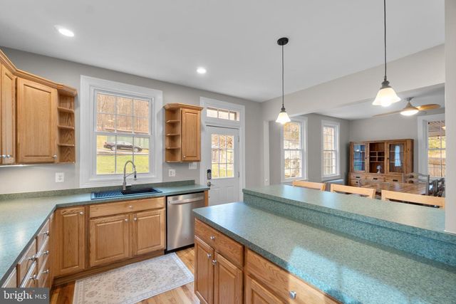 16916 ANNANDALE RD, Emmitsburg, MD 21727