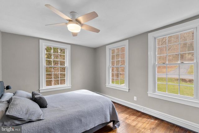 16916 ANNANDALE RD, Emmitsburg, MD 21727