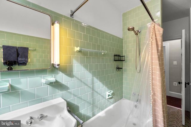 16916 ANNANDALE RD, Emmitsburg, MD 21727