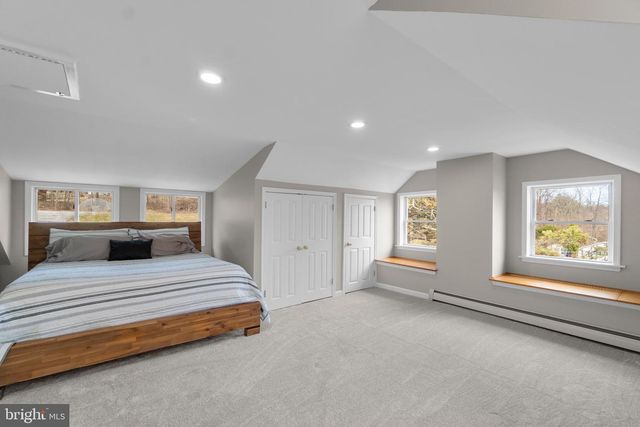 16916 ANNANDALE RD, Emmitsburg, MD 21727