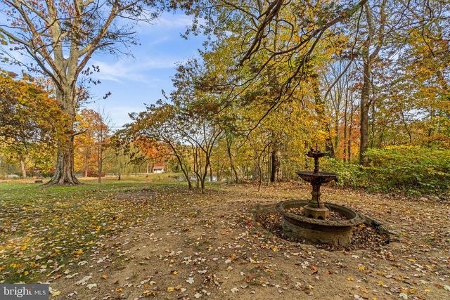 16916 ANNANDALE RD, Emmitsburg, MD 21727