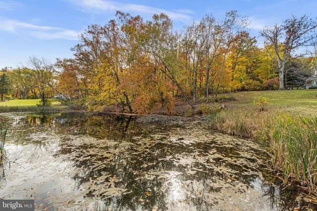 16916 ANNANDALE RD, Emmitsburg, MD 21727