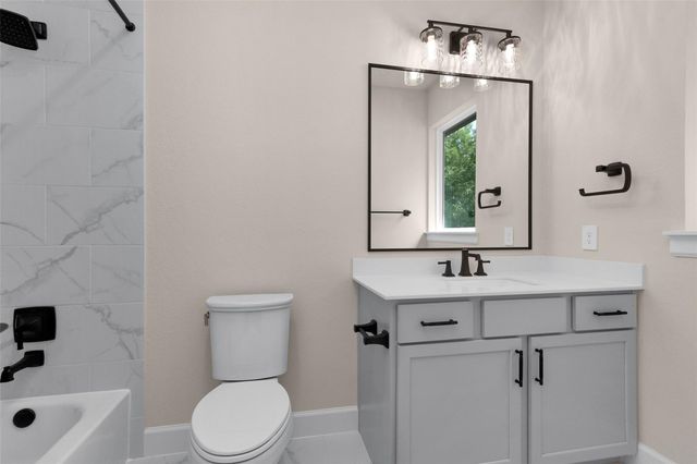 8604 Trinity Pines Court, Montgomery, TX 77316