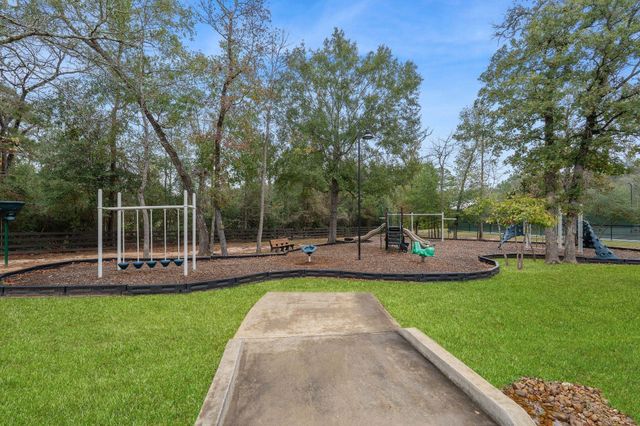 8604 Trinity Pines Court, Montgomery, TX 77316