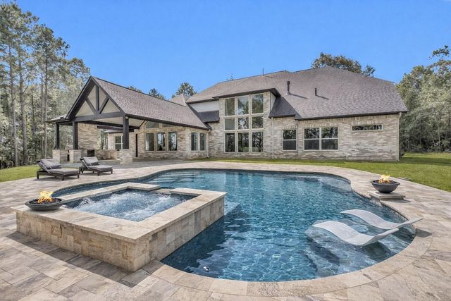 8604 Trinity Pines Court, Montgomery, TX 77316