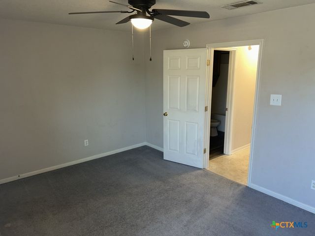 105 W Truman Avenue, Copperas Cove, TX 76522
