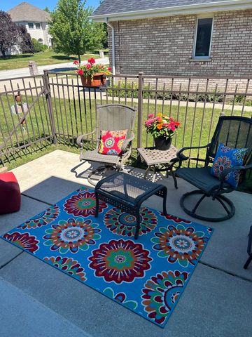 8990 W 175th Street, Tinley Park, IL 60487