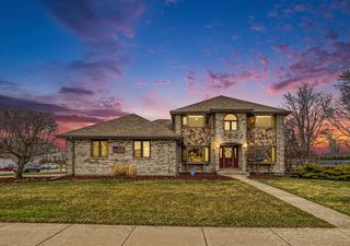 8990 W 175th Street, Tinley Park, IL 60487