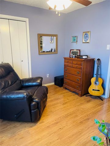 518 Pecan Acres Court, Arlington, TX 76013