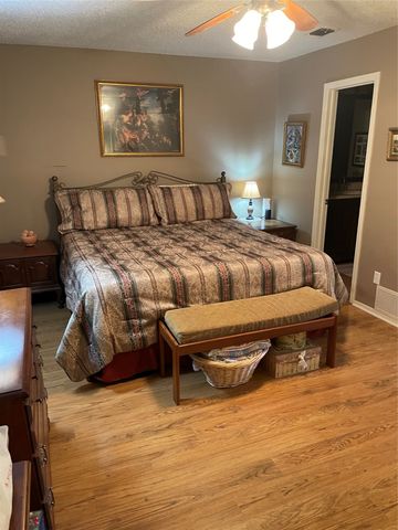 518 Pecan Acres Court, Arlington, TX 76013