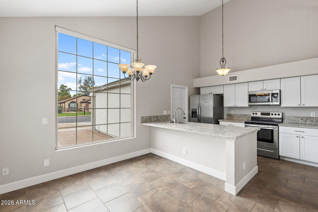 854 E MANOR Drive, Chandler, AZ 85225 — photo 2