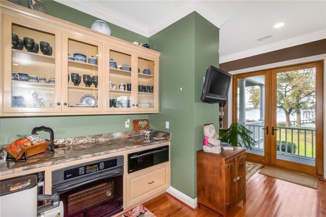 5670 Riverview Pointe E Drive, Theodore, AL 36582