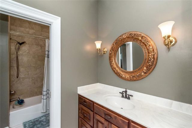 5670 Riverview Pointe E Drive, Theodore, AL 36582