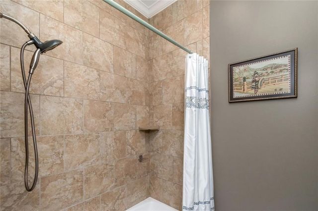 5670 Riverview Pointe E Drive, Theodore, AL 36582