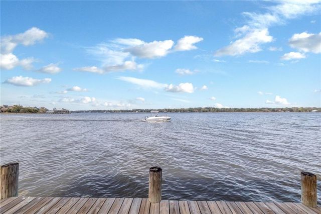 5670 Riverview Pointe E Drive, Theodore, AL 36582