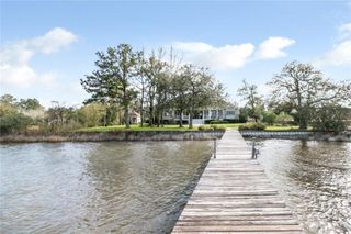 5670 Riverview Pointe E Drive, Theodore, AL 36582