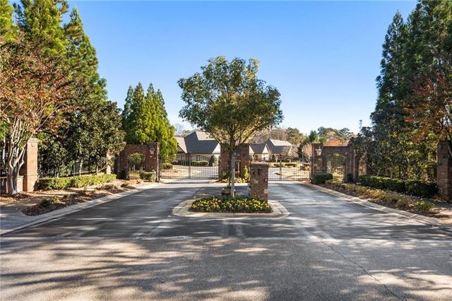 2472 Ballantrae Circle, Cumming, GA 30041