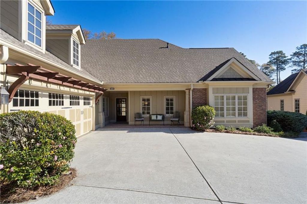 2472 Ballantrae Circle, Cumming, GA 30041
