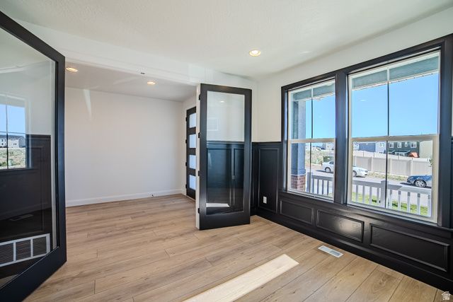 379 W AUTUMN CREEK DR, Saratoga Springs, UT 84045