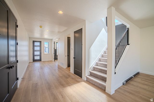 379 W AUTUMN CREEK DR, Saratoga Springs, UT 84045