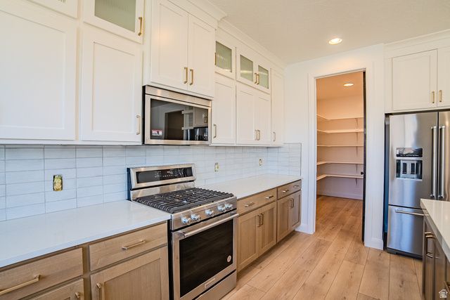 379 W AUTUMN CREEK DR, Saratoga Springs, UT 84045