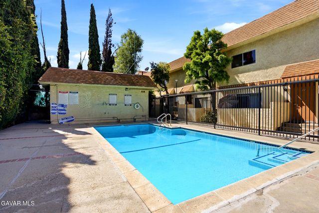13080 Dronfield Avenue Unit 80, Sylmar, CA 91342