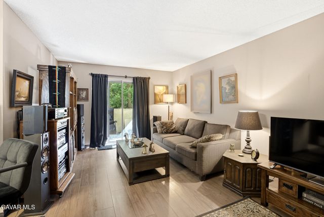 13080 Dronfield Avenue Unit 80, Sylmar, CA 91342