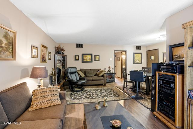 13080 Dronfield Avenue Unit 80, Sylmar, CA 91342