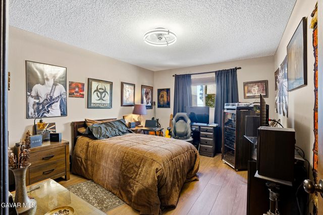 13080 Dronfield Avenue Unit 80, Sylmar, CA 91342